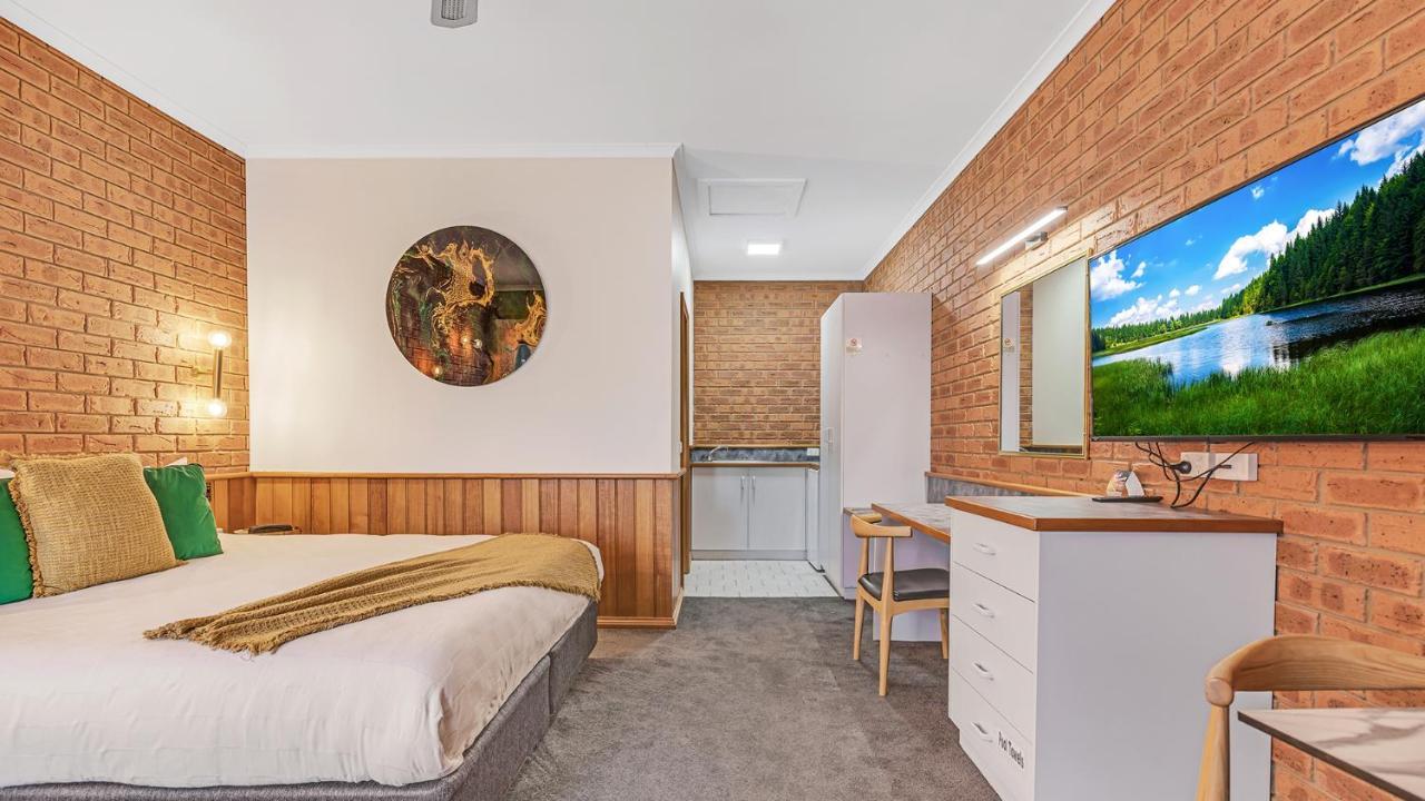 Golden River Motor Inn Moama Exterior photo
