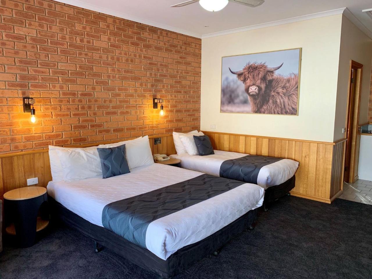 Golden River Motor Inn Moama Exterior photo